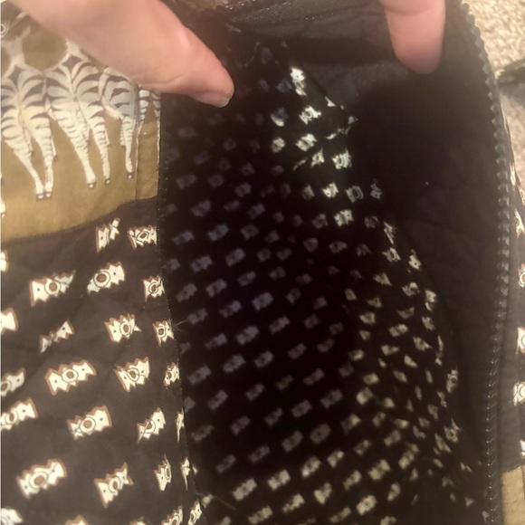 Vera Bradley Black and Brown Shoulder Bag with Elegant Design - Picture 3 of 4